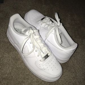 White Air force 1s
